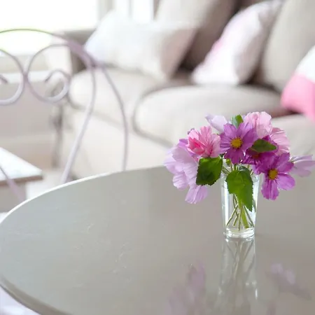 בית נופש Le Petit Nid***