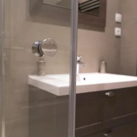 Le Petit Nid*** Nyaraló Amance